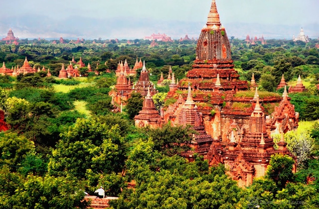 View at the valley of Bagan with his ancient pagoda's, Myanmar